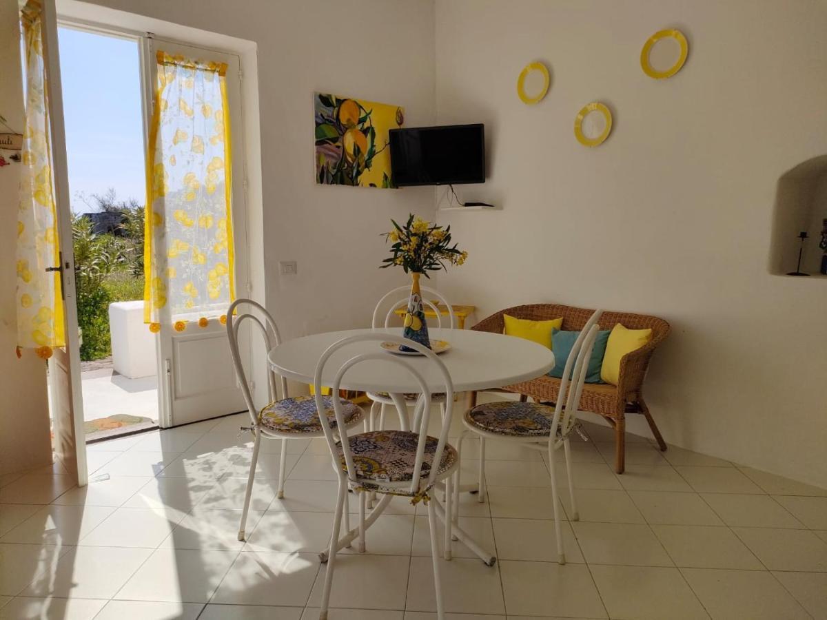 הוילה ליפארי Casa Mariva מראה חיצוני תמונה