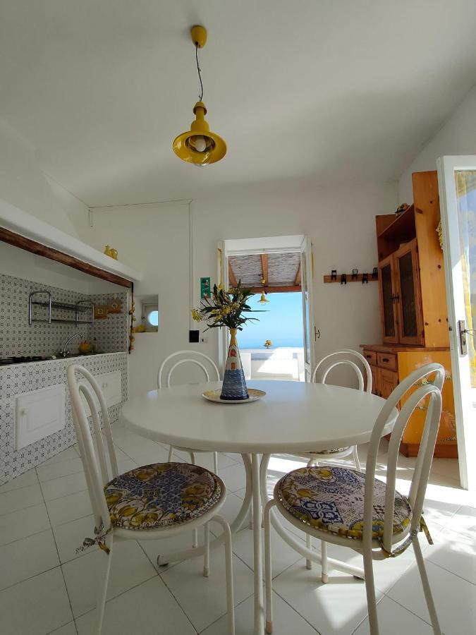 הוילה ליפארי Casa Mariva מראה חיצוני תמונה