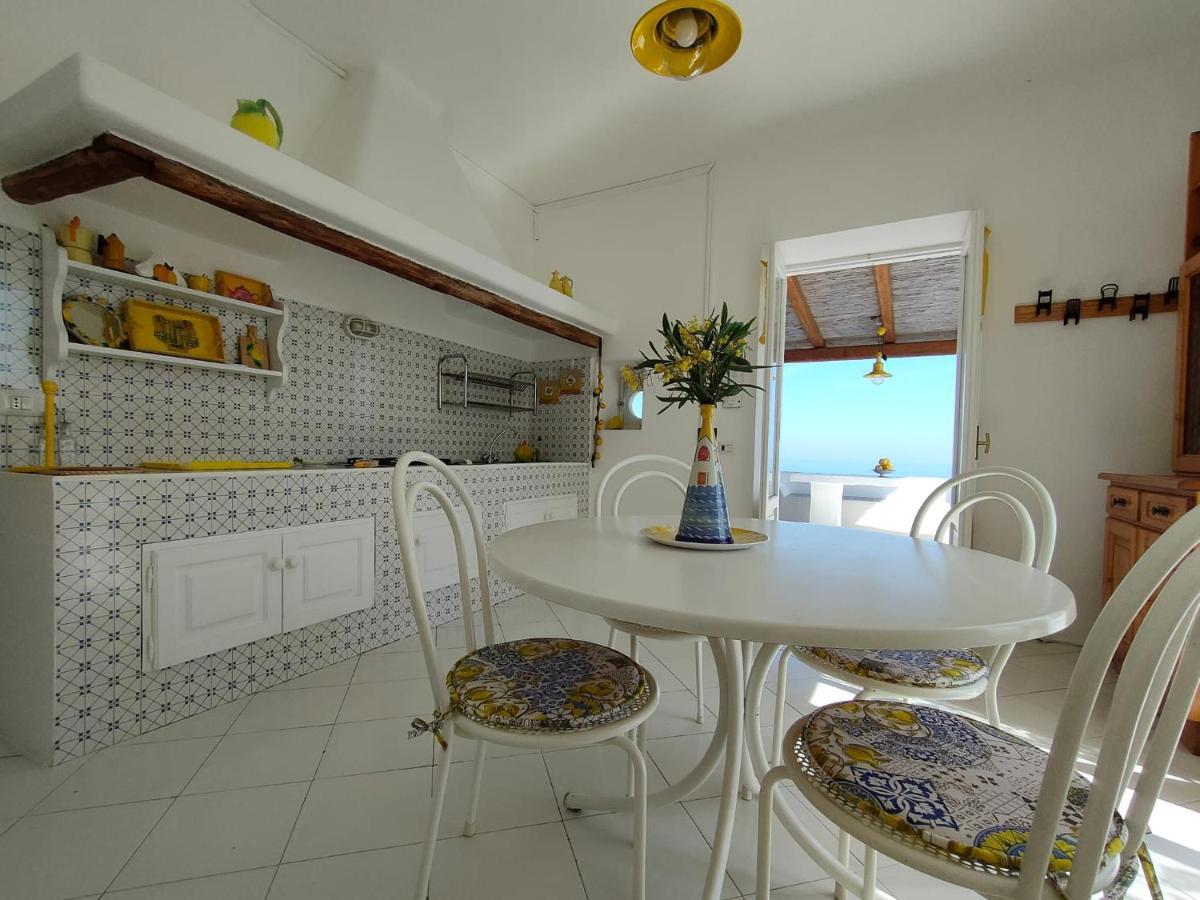 הוילה ליפארי Casa Mariva מראה חיצוני תמונה