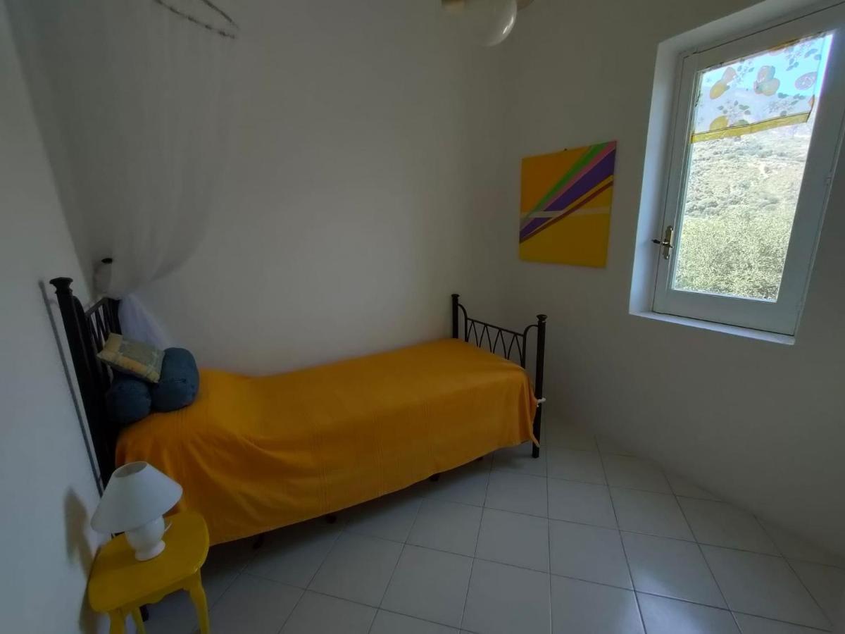 הוילה ליפארי Casa Mariva מראה חיצוני תמונה